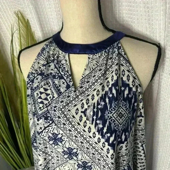 Knapp Studio Women’s L Blue Sleeveless Blouse High Neck High/Low Tunic Top - Picture 2 of 10